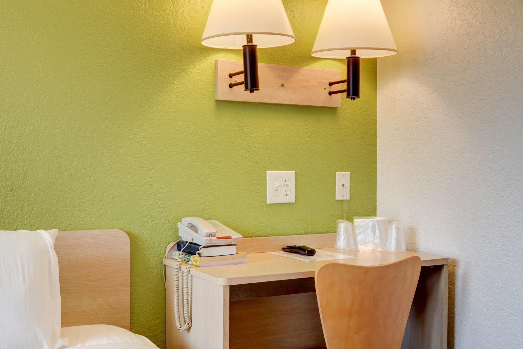 Motel 6-Springfield, Or - Eugene North ภายนอก รูปภาพ
