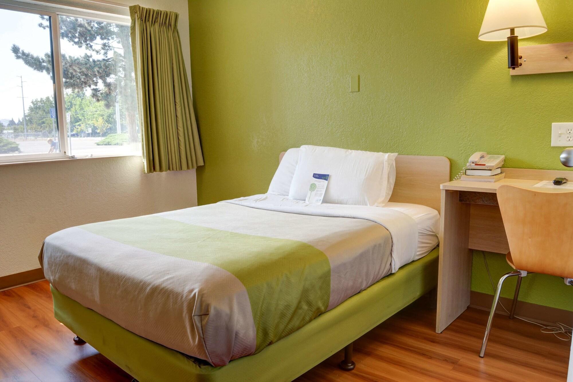 Motel 6-Springfield, Or - Eugene North ภายนอก รูปภาพ