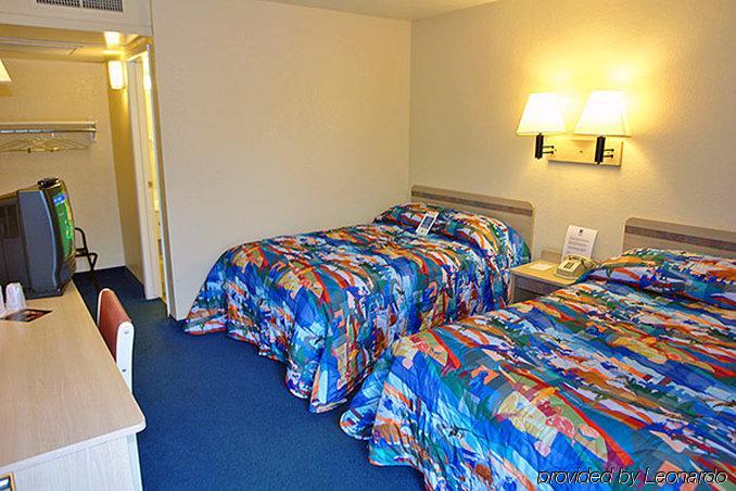 Motel 6-Springfield, Or - Eugene North ภายนอก รูปภาพ