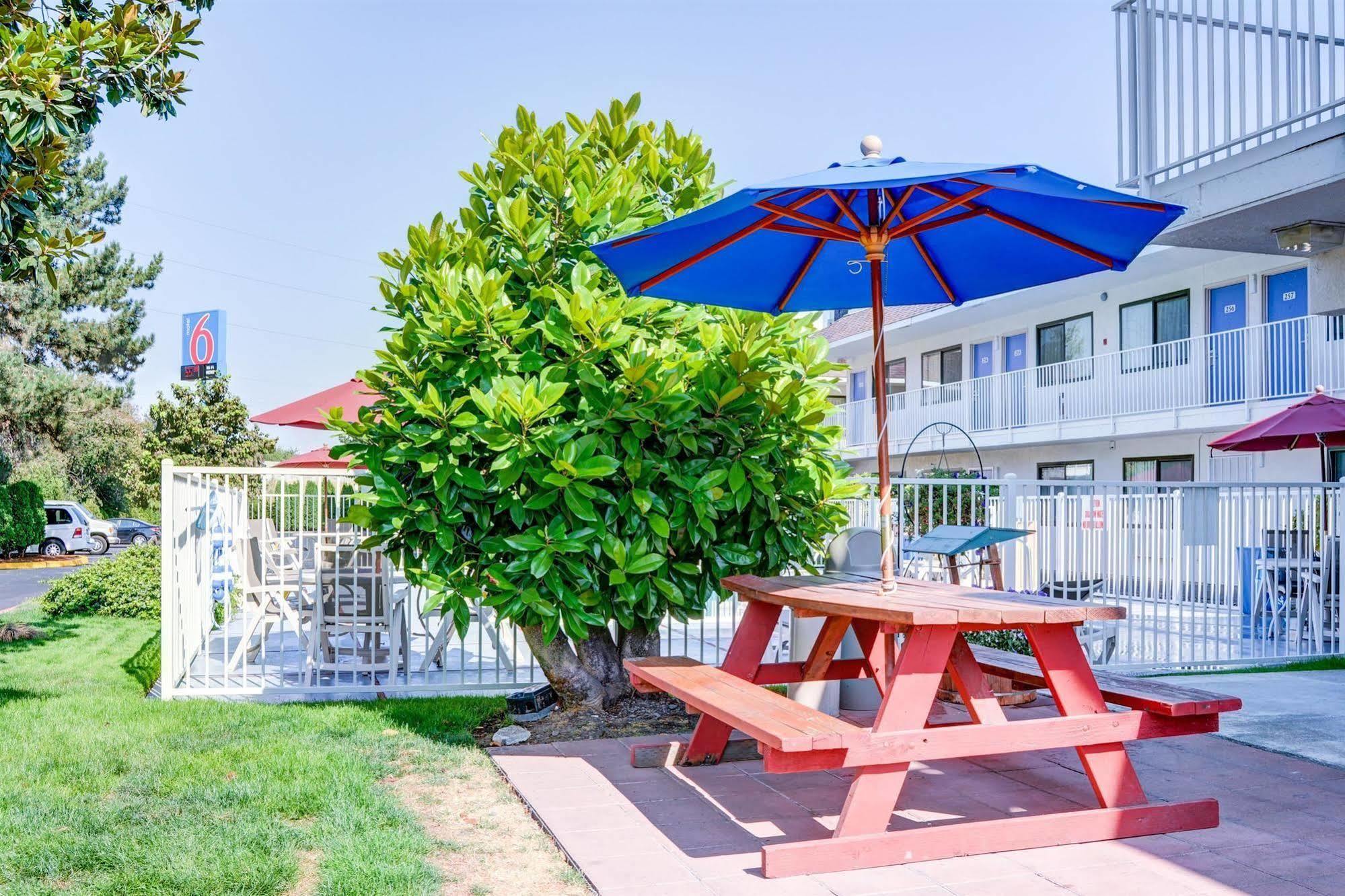 Motel 6-Springfield, Or - Eugene North ภายนอก รูปภาพ