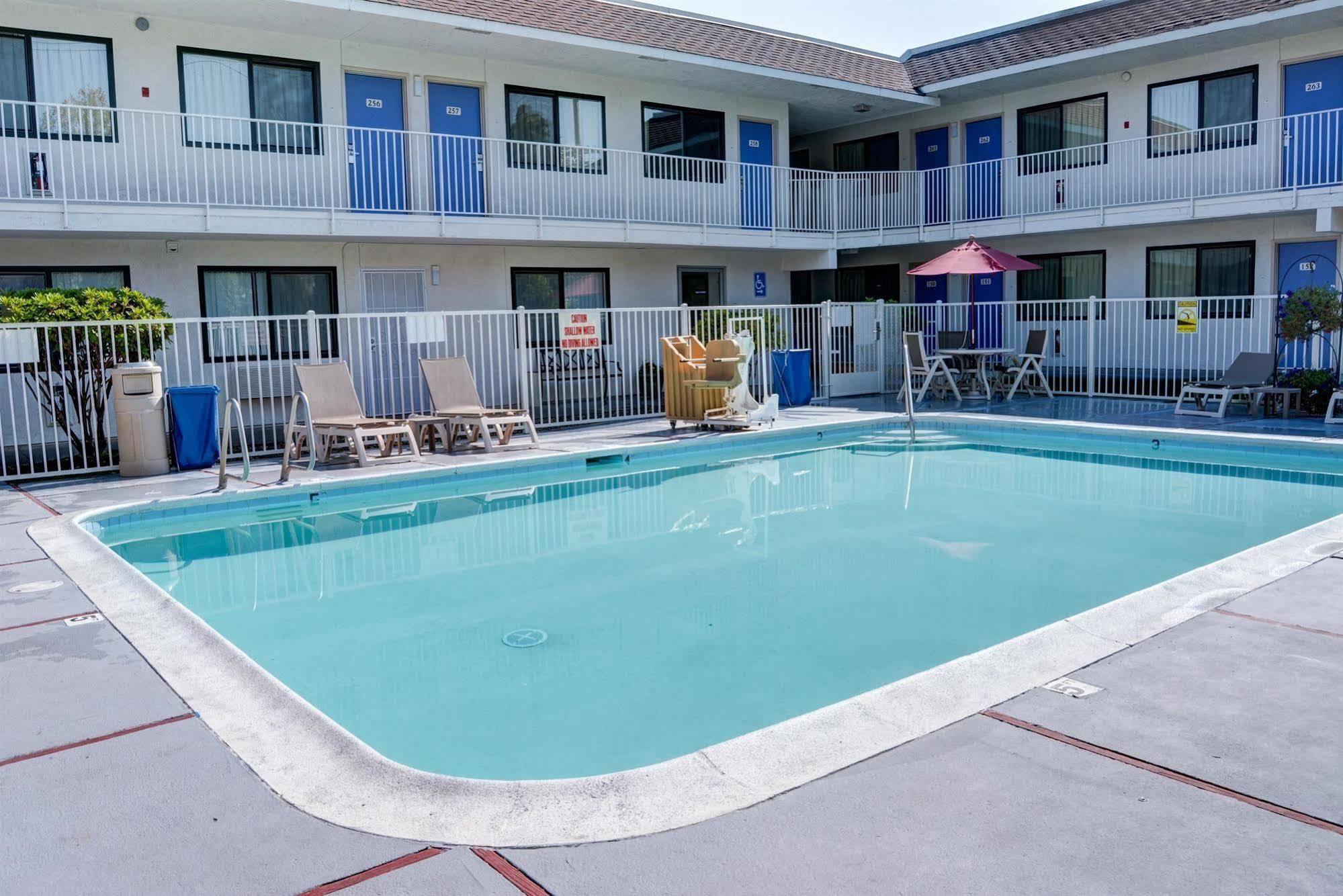 Motel 6-Springfield, Or - Eugene North ภายนอก รูปภาพ