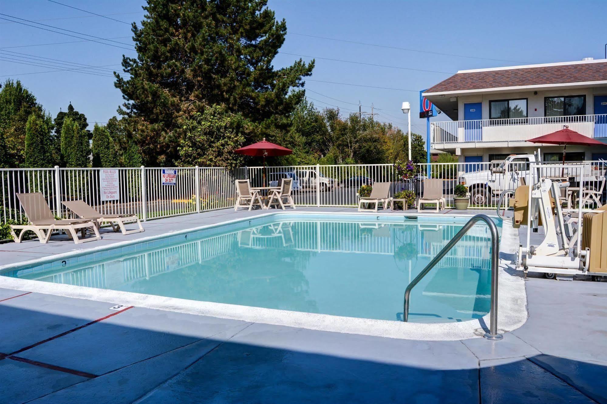 Motel 6-Springfield, Or - Eugene North ภายนอก รูปภาพ